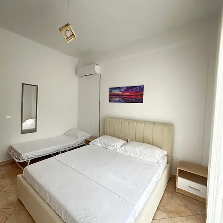 Ledio Apartment *
