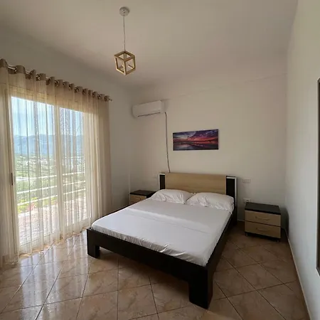 Ledio Apartment